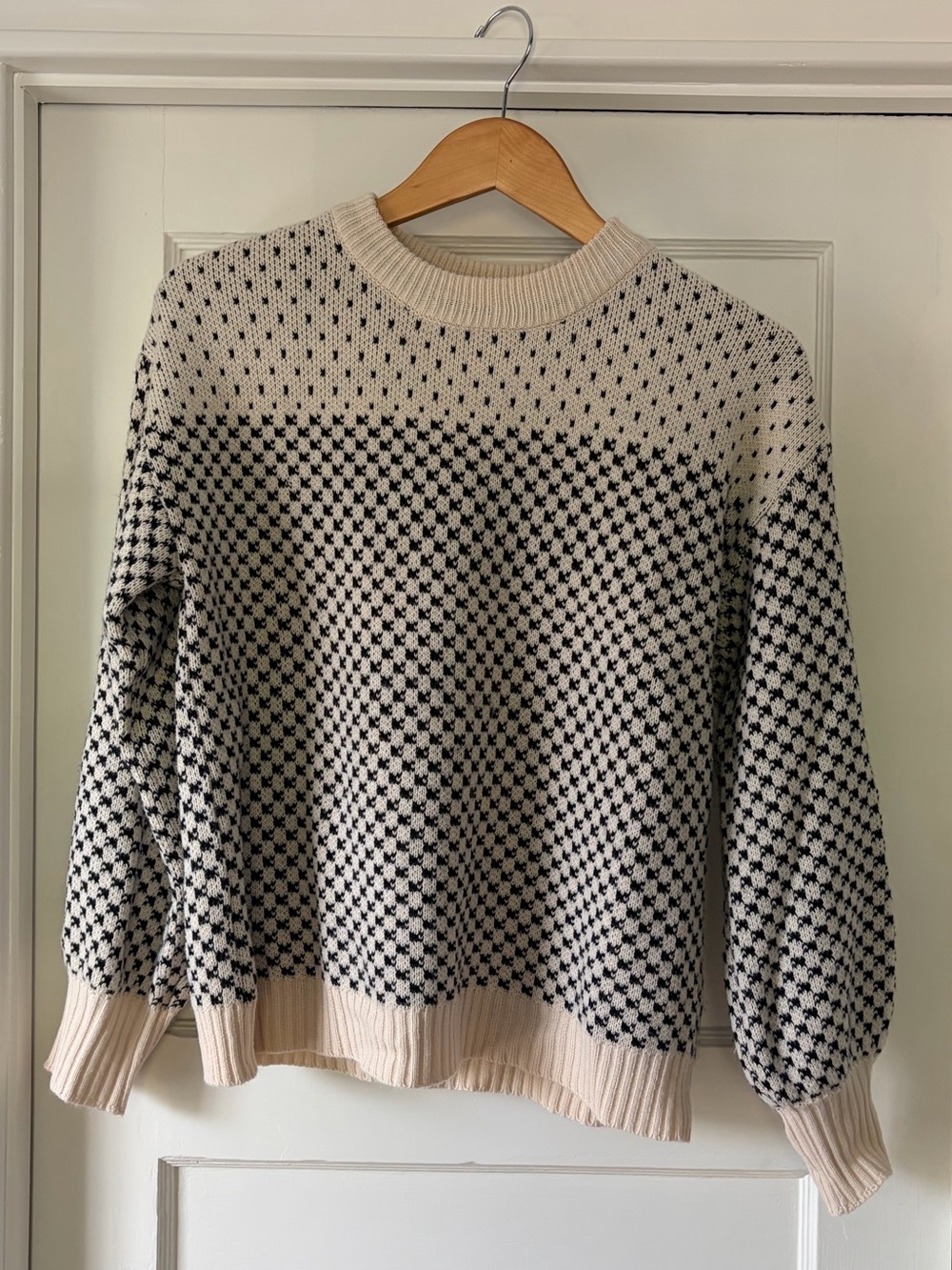 SHEIN Cream and Black Geometric Crew Neck Sweater